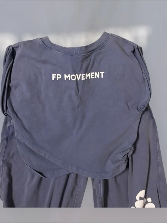 NWT FP MOVEMENT LOGO HOT SHOT CROSSOVER SET - Picture 7 of 8